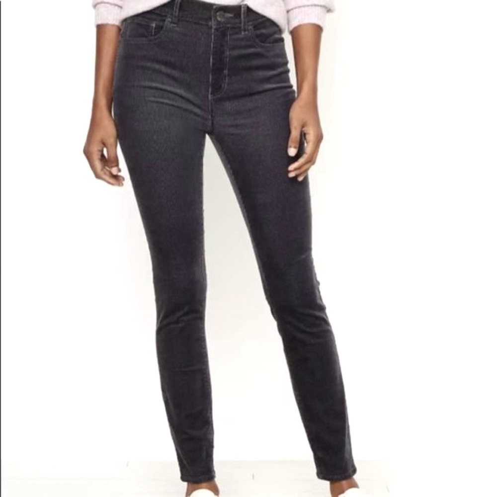 LOFT Curvy High Waist Skinny Jeans in Charcoal, Size 29/8 (NWT)